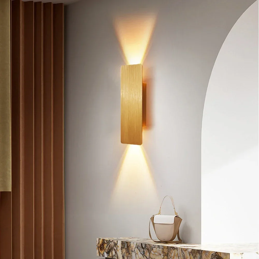 Prosta LED-owa lampa ścienna d – Decor Lighting Cy recenzja i cena