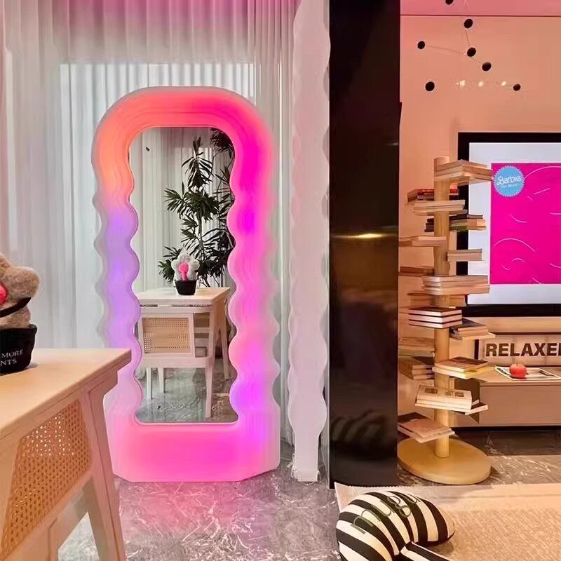 Lustra dekoracyjne do mieszkań – Furniture Lighting & Decor Magazine recenzja i cena